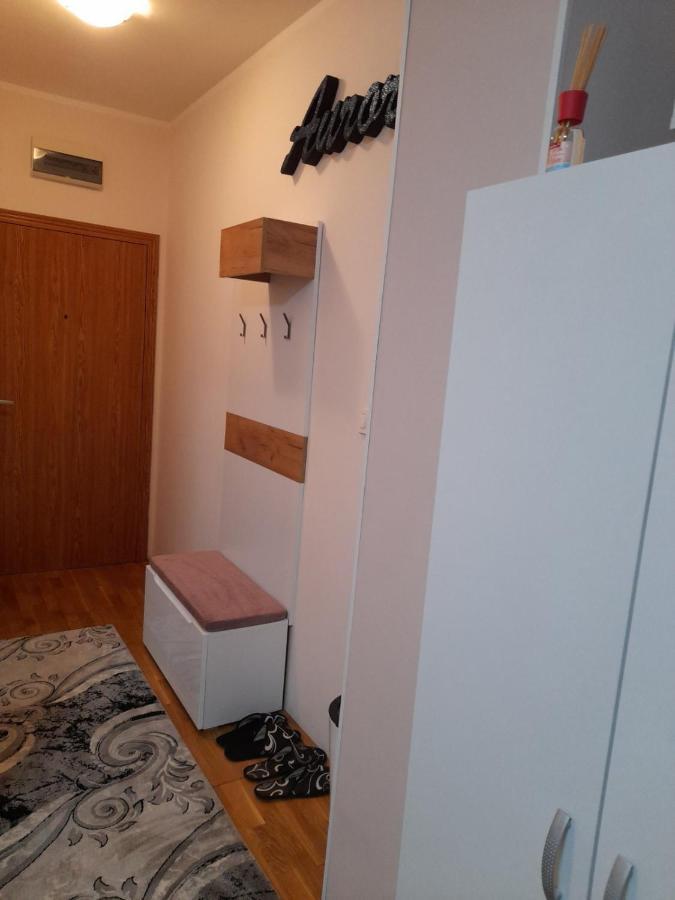 Apartman Aurora Νόβι Σαντ Εξωτερικό φωτογραφία
